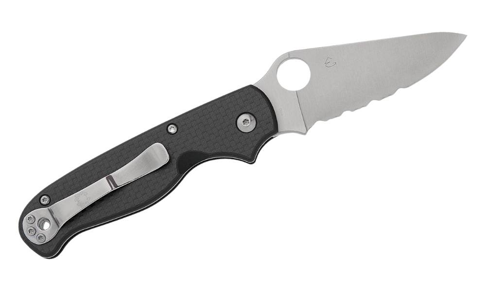 Spyderco ButtonUp Button Lock Folding Knife – Carbon Fiber/G10 / Satin Combo Edge